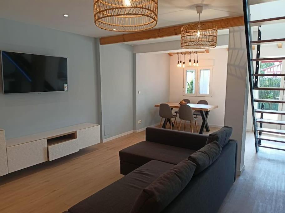 Nice Family House Hendaye Εξωτερικό φωτογραφία